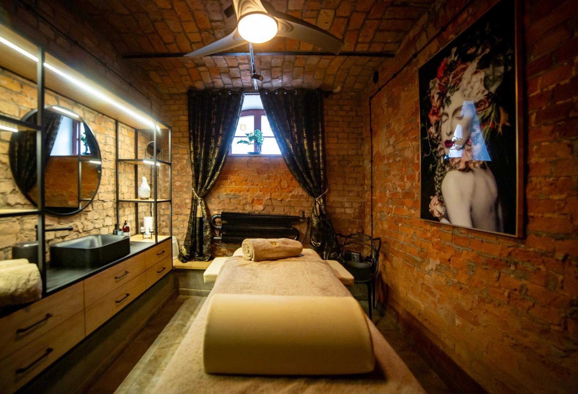Hotel Saline Inowroclaw Bagian luar foto