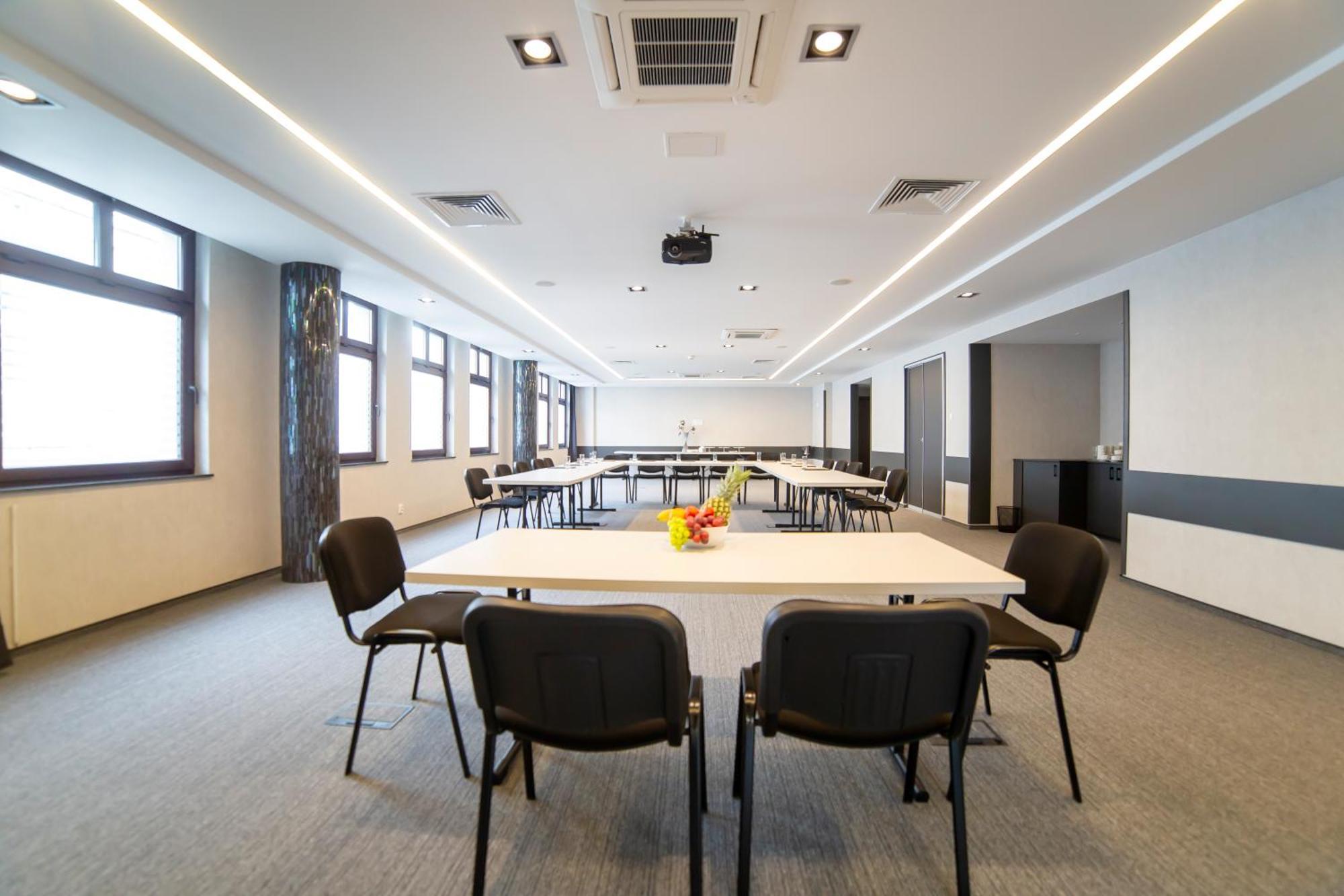 Hotel Saline Inowroclaw Bagian luar foto
