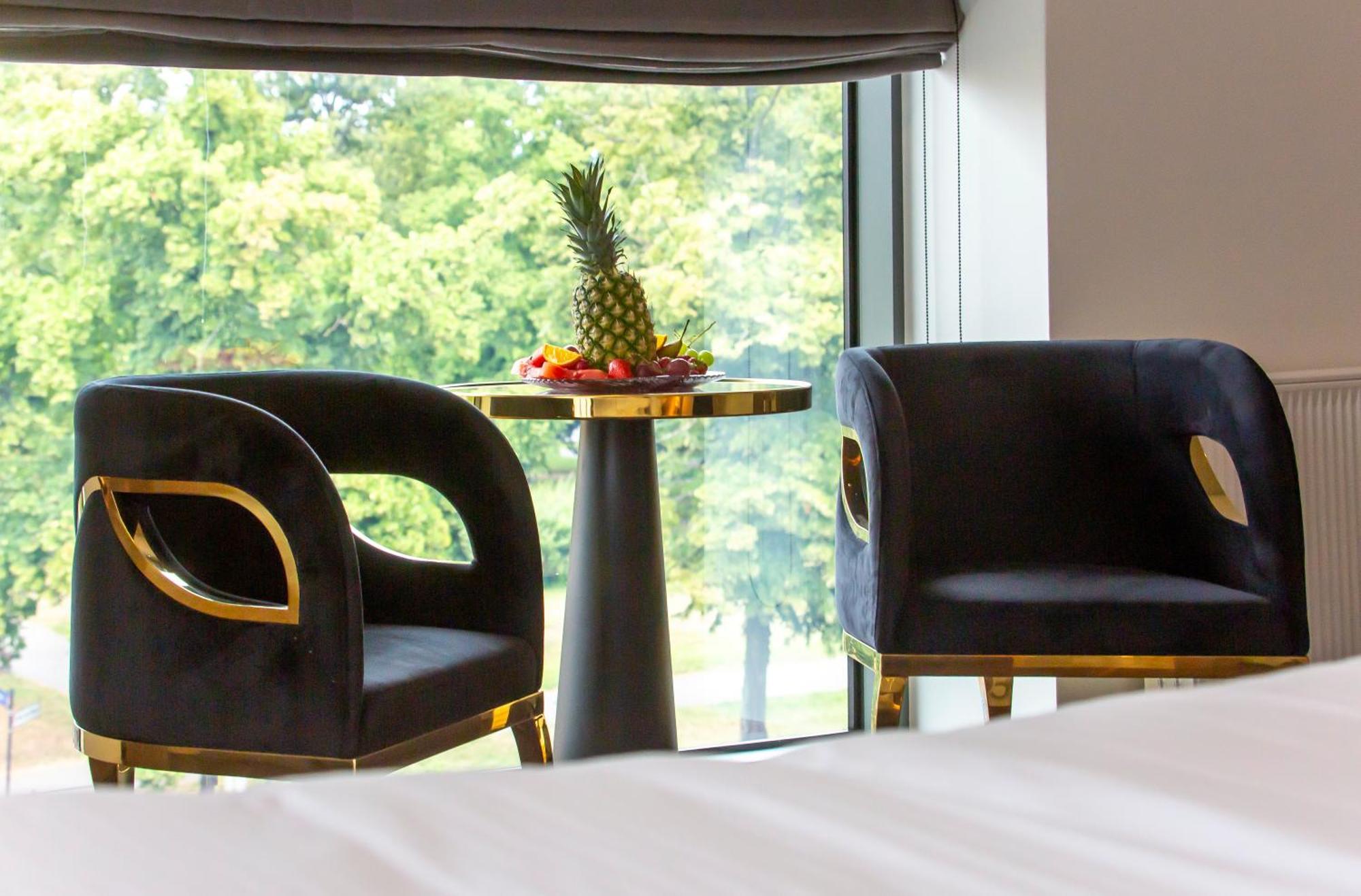 Hotel Saline Inowroclaw Bagian luar foto