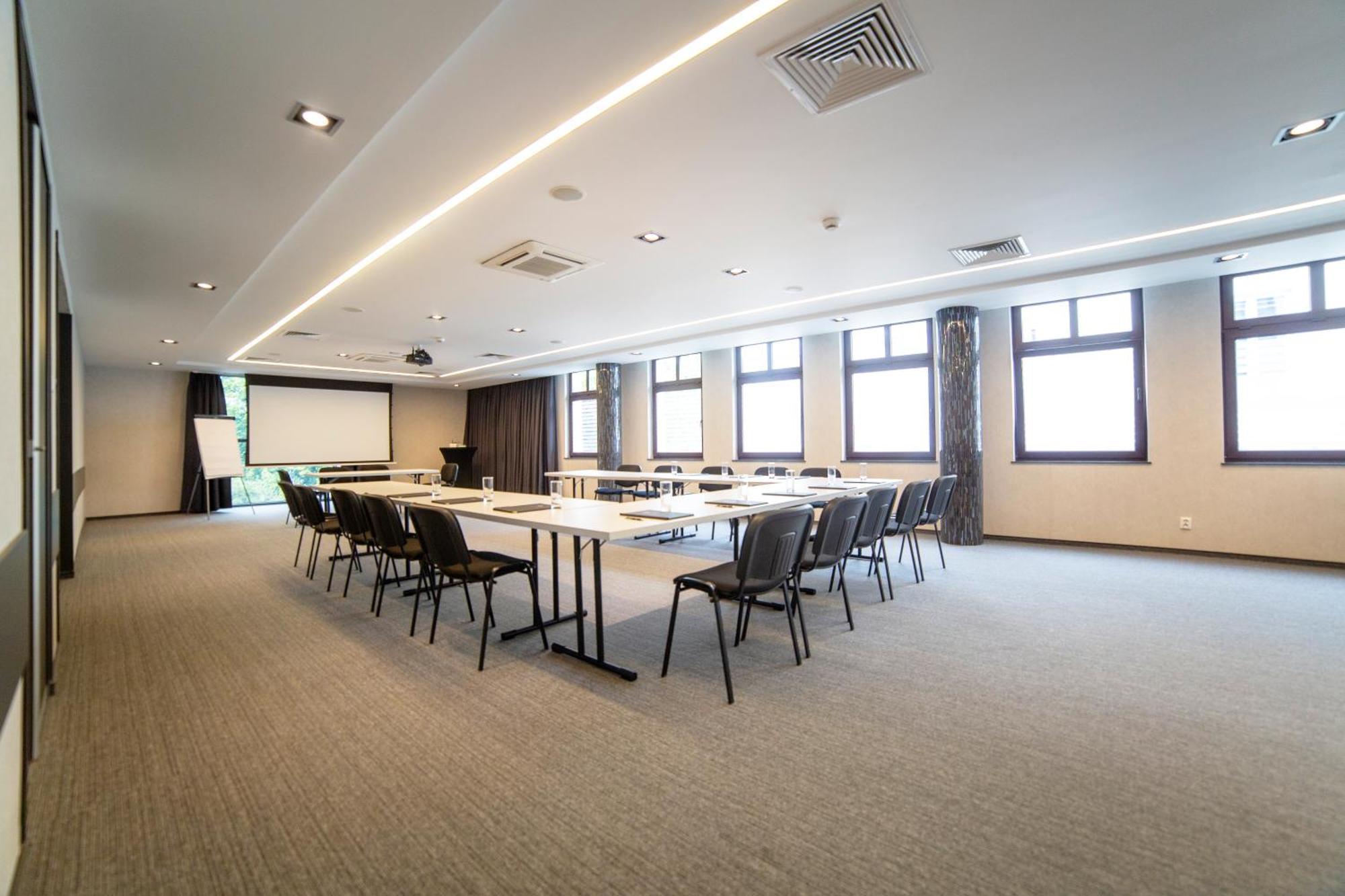 Hotel Saline Inowroclaw Bagian luar foto