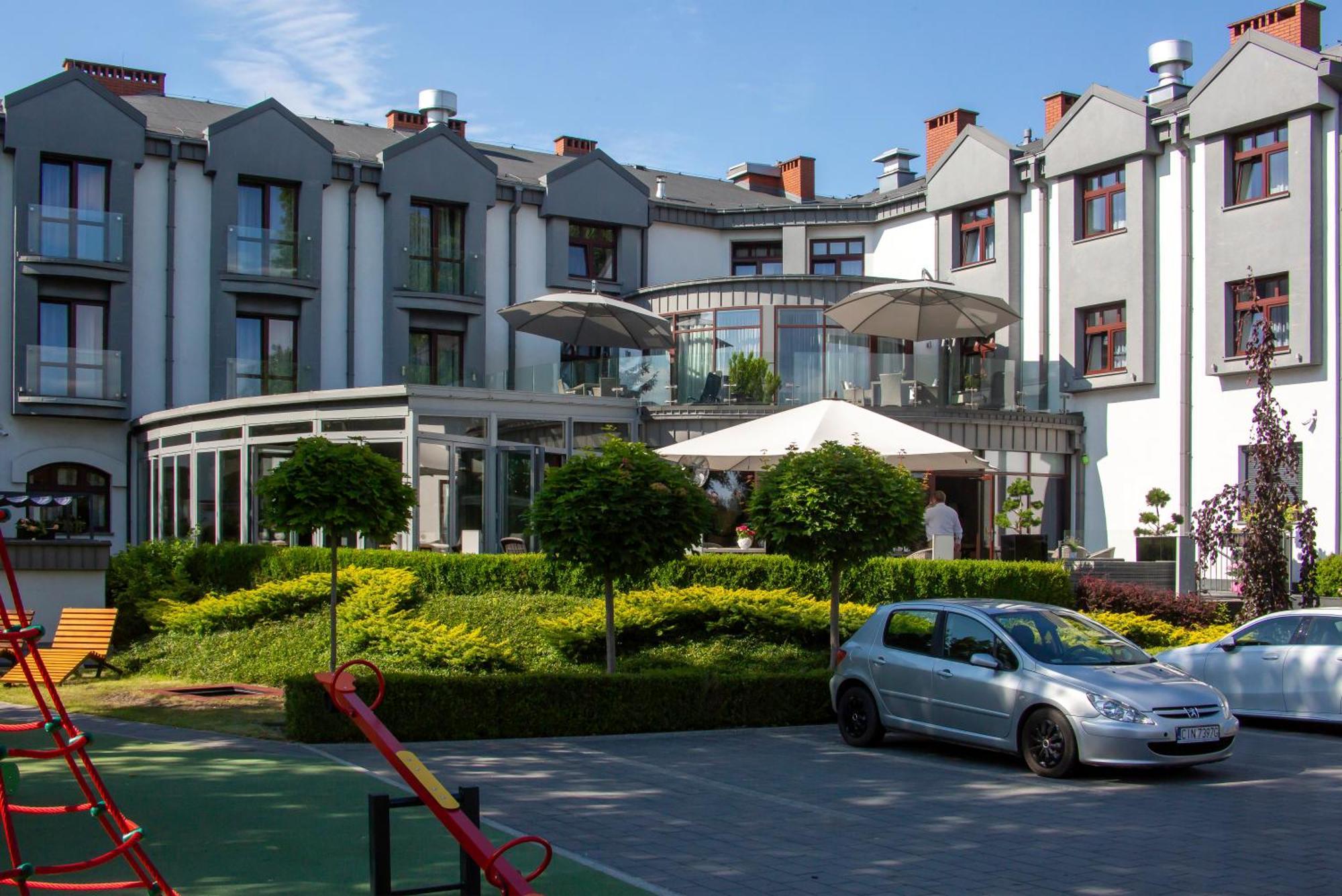 Hotel Saline Inowroclaw Bagian luar foto