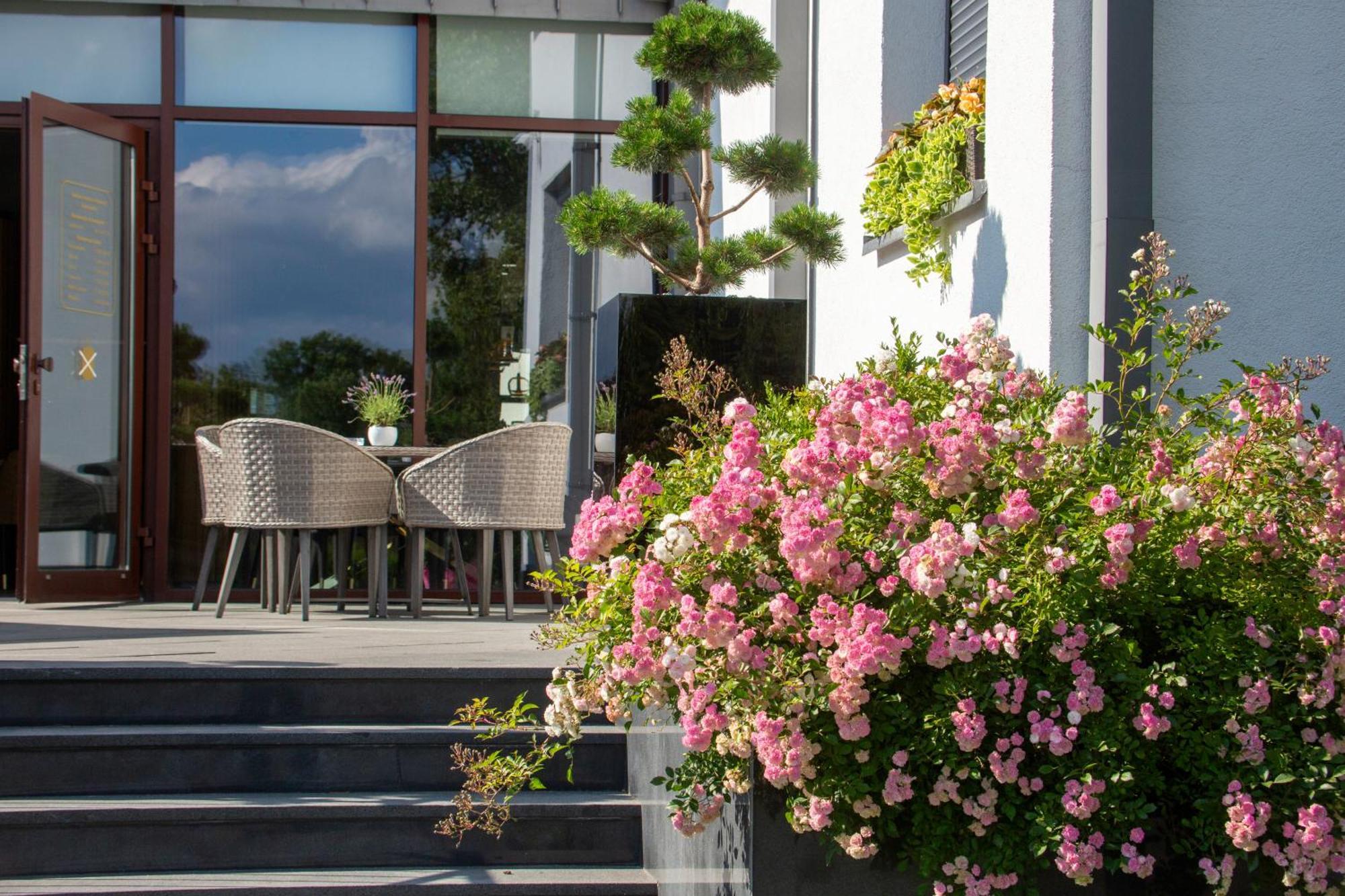 Hotel Saline Inowroclaw Bagian luar foto