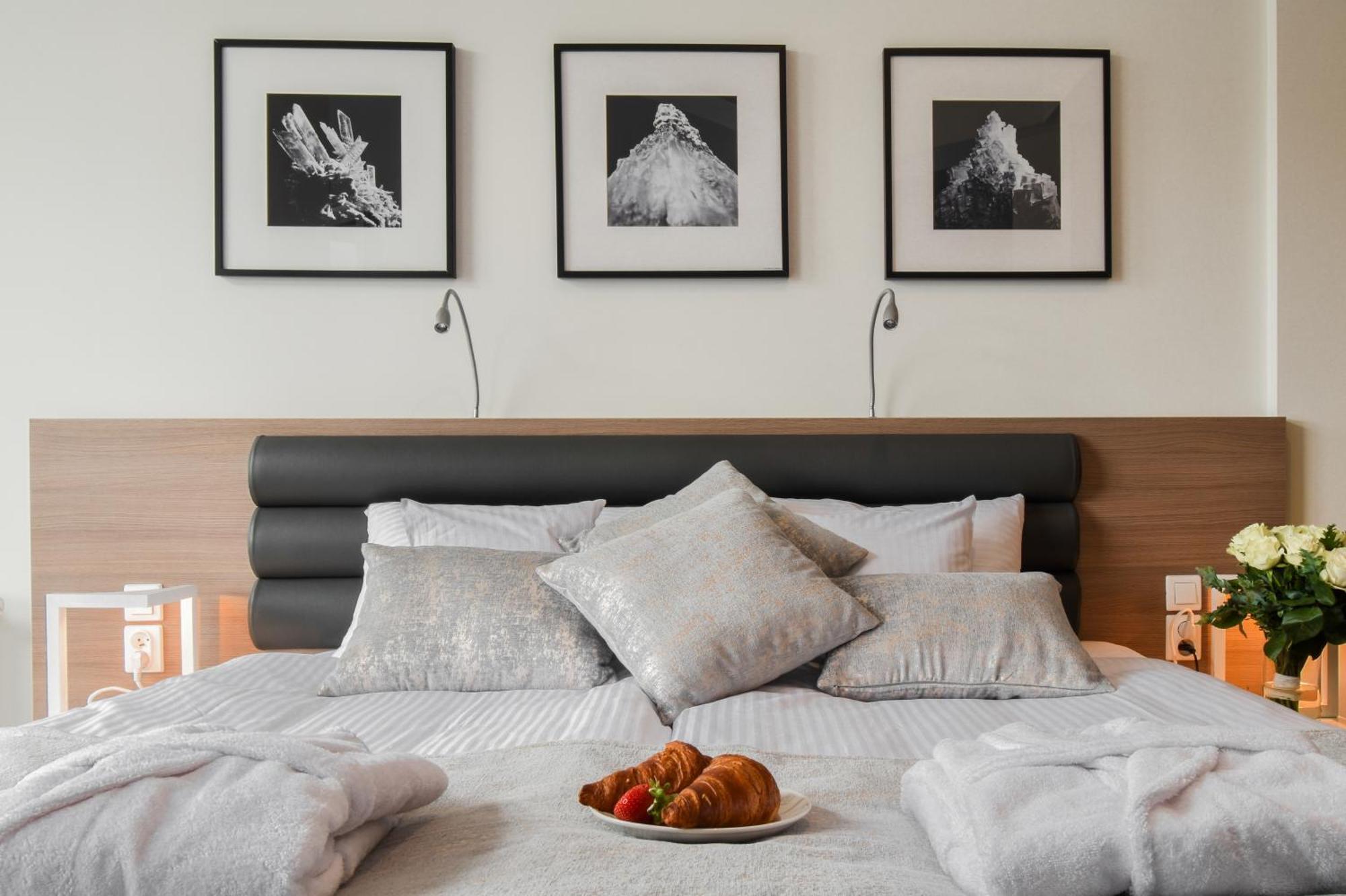 Hotel Saline Inowroclaw Bagian luar foto